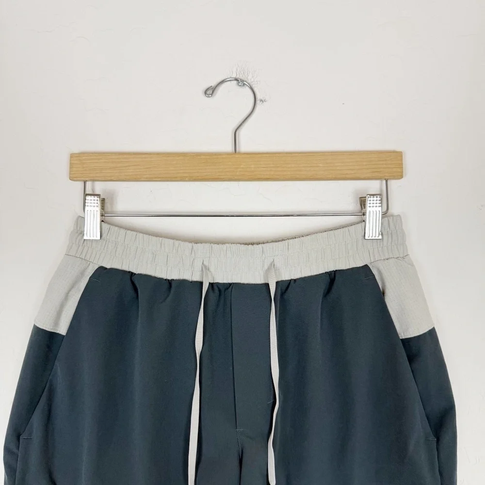 LULULEMON Lane Line Short 6